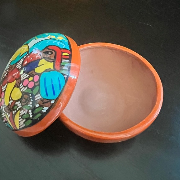 Mexican Folk Art Trinket Box is a beautifully handcrafted terra cotta piece - Picture 3 of 7